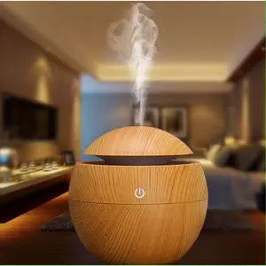 Diffuser Humidifier Aromatherapy 200 ML with LED Light Desain Kayu - Pengharum Ruangan