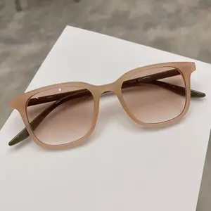Kacamata Hitam Retro Sastra Kacamata Berwarna Cerah Gradien Kacamata Hitam AntiUVDanRadiasiPria Dan Wanita Eyewear Sunglasses