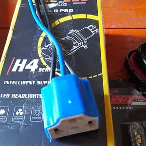 Socket Seal Beam Keramik Soket Sealbeam Bohlam H4 Rumah Lampu LED Mobil Motor H4 3 Kaki Universal Socket Halogen H4	