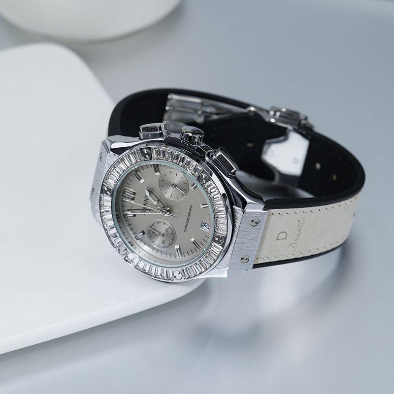 Đồng Đồng Hồ Cao Cấp Mới 2024 Đồng Đồng Hồ Nữ Đơn Giản Giá Cả Phải Chăng Sang Trọng Thời Trang số lượng ít, Thích Hợp Cho Nữ 0