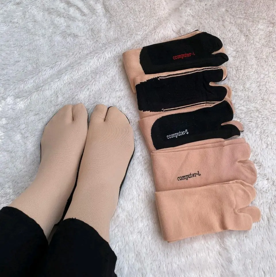 Kaos Kaki Jempol Polos Warna Kulit Coksu Bahan Nilon spandek Lembut Adem Nyaman Di Pakai Muslim