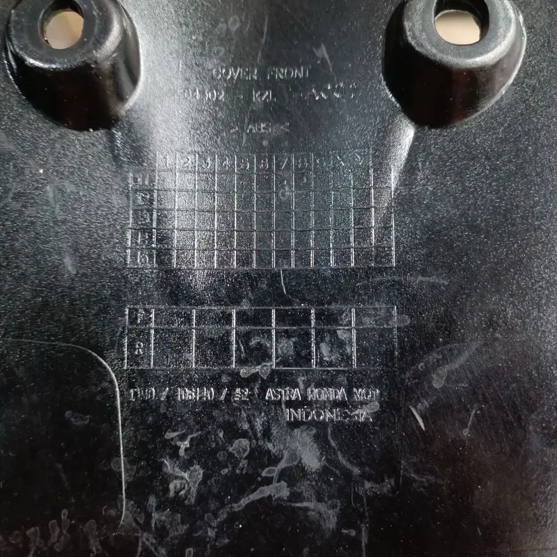 Tameng panel dasi depan honda spacy cabutan copotan motor original 4