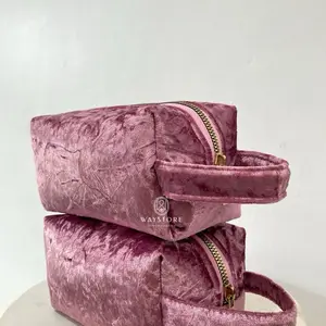 KOTAK Pouch By Waystore Tas Handphone Makeup Organizer Travel Puffy Pouch Kosmetik Aksesoris Skincare Wanita Desain Cantik Simple Elegant Fungsionalitas Luas