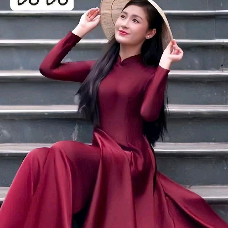 Áo Dài Việt - Lụa Tô Châu Màu Đỏ Đô Cổ 3p Dáng Truyền Thống Nữ Women Dress Áo Dài Việt Chất Liệu Cao Cấp Dày Mềm Suôn Rủ Mặt Vải Bóng Đẹp Kiểu Dáng Tà A Rộng Cổ Truyền Thống 2cm-5cm Dài Áo 140cm Form Dáng Chuẩn Đường May Tinh Tế Bền Bỉ
