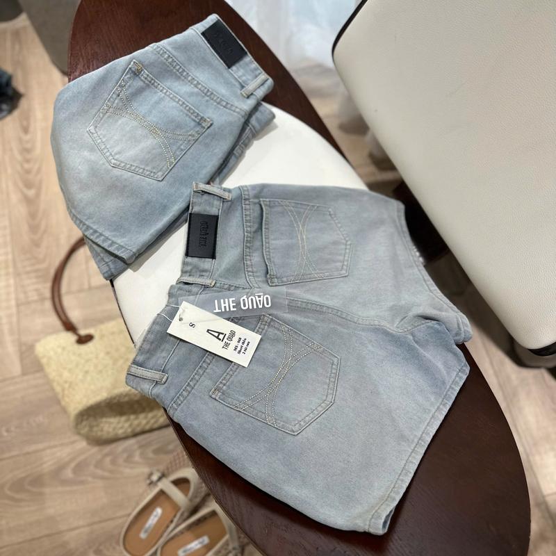 THE QUẠO - Quần Short Jeans Nữ Mùa Hè Lưng Cao Thêu Túi Kiểu Màu Nhạt Bụi S1706_687