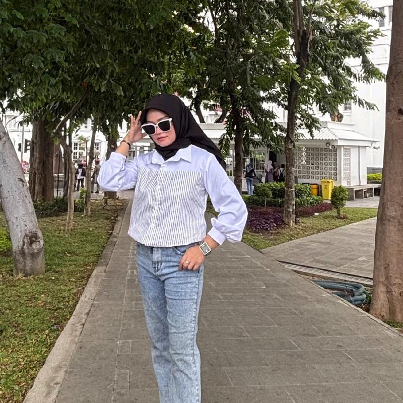 Kemeja Wanita Kombinasi Salur Lengan Panjang - Shakila - Hitam, Katun, Atasan, Dewasa, Cewek, Casual, Baju, Crop, Garis 1