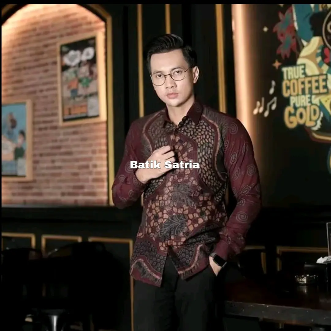 Kemeja Batik Satria Burgundi Slimfit Lengan Panjang Lapis Furing Premium- Baju Batik Pria Dewasa Mewah Kekinian Katun Premium Primisima Hem