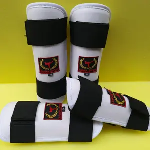 Deker kaki dan tangan Taekwondo, Deker kaki Taekwondo, Shinddekker Taekwondo Olahraga