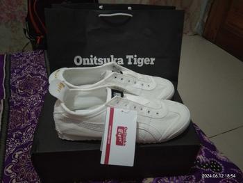 Product Review of Promo Sepatu 0nits Tiger Slip On Sepatu Wanita dan Pria Limited Edisi Terbaik dan Best Seller, Bahan Canvas from L**i F**m 1