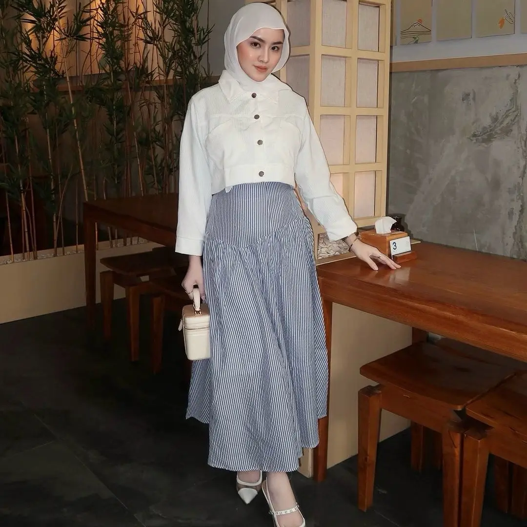 YEORIN STRIPE SKIRT | ROK STRIPE | ROK DAILY