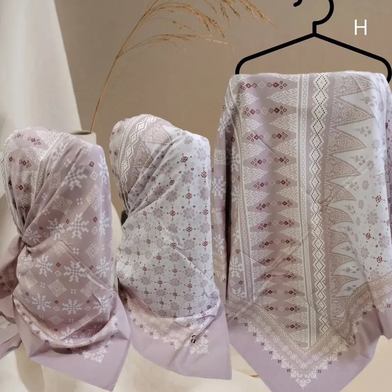 Segiempat voal motif , hijab voal premium 5