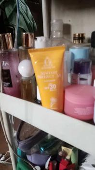 Product Review of ( READY STOK ) Madame Gie Protect Me Sunscreen SPF 30 PA +++ With Calendula  BPOM from b**m a**n h**i 0