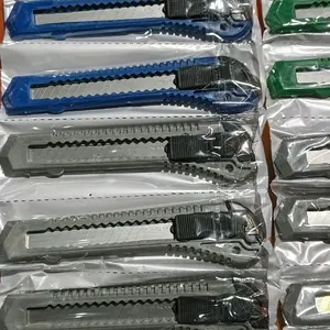 Cutter besar (1 Renceng isi 12 pcs)