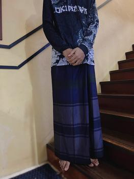 Product Review of Kain Pelikat Dan Batik siap getah Dewasa Free saiz Ready stock Cotton from s**7 1