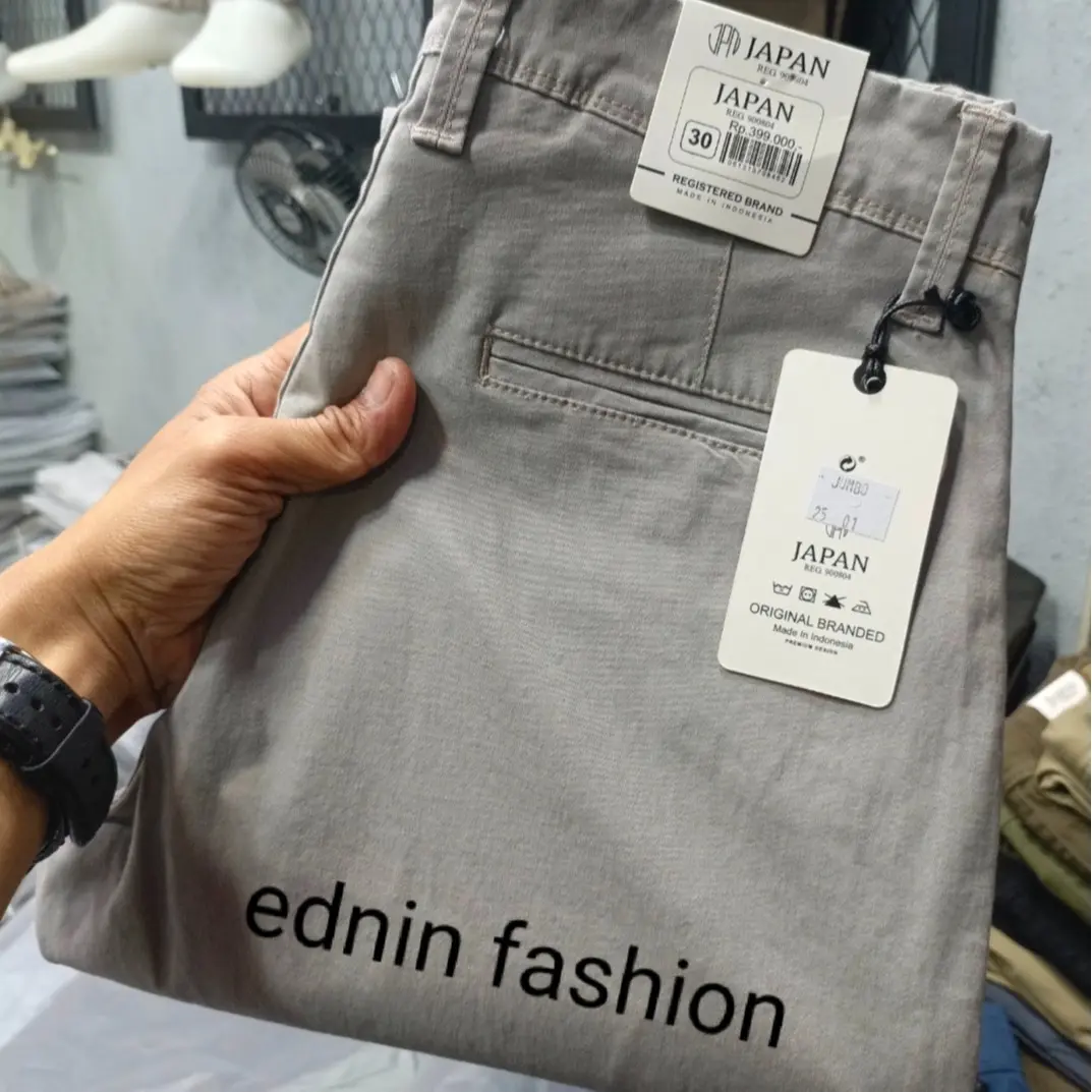 CELANA CHINO PRIA slimfit street cream celana distro katun slmfit street