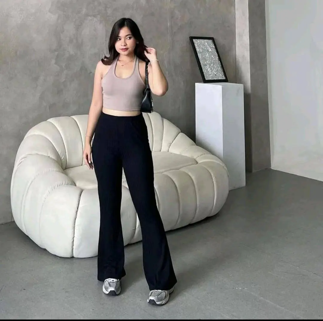 Celana Cutbray Wanita Hightwist Pinggang Karet Scuba Premium Flare Pants