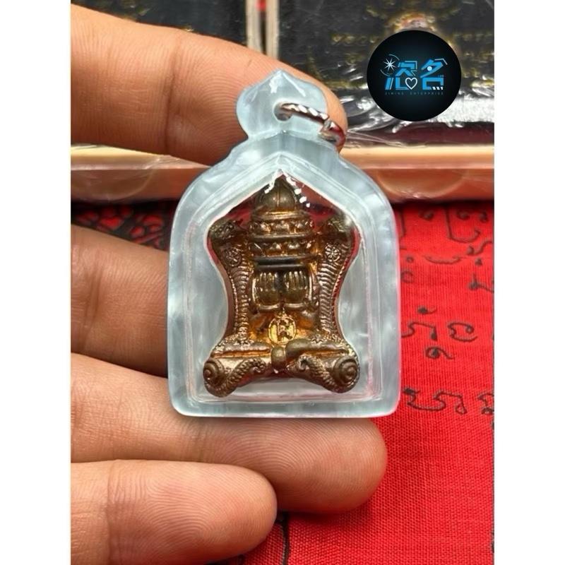 Picture of String theory - Wikipedia