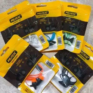 HEADSEAT MURAH R-899 MIC SUPER BASS