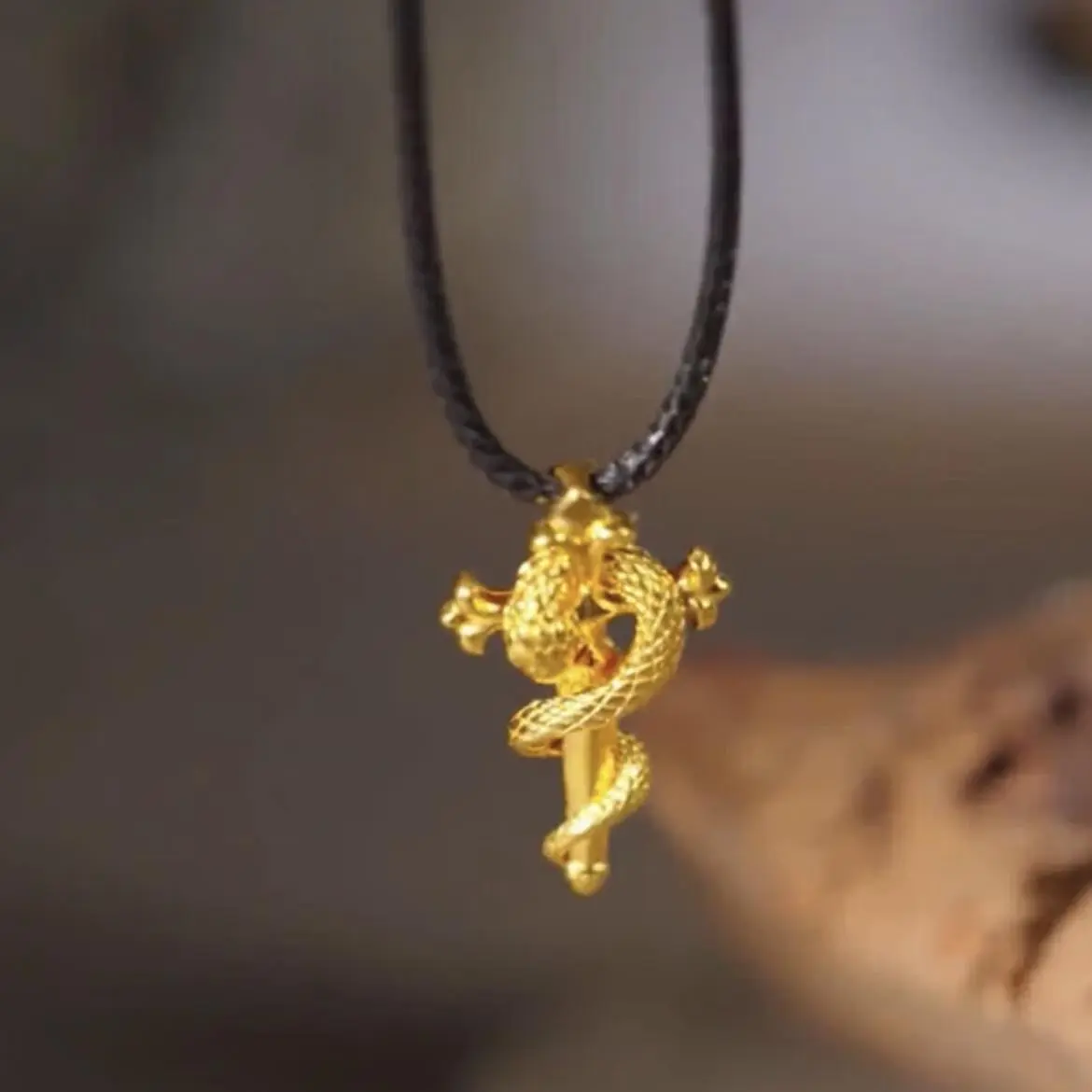 Scepter Snake Gold Pendant
