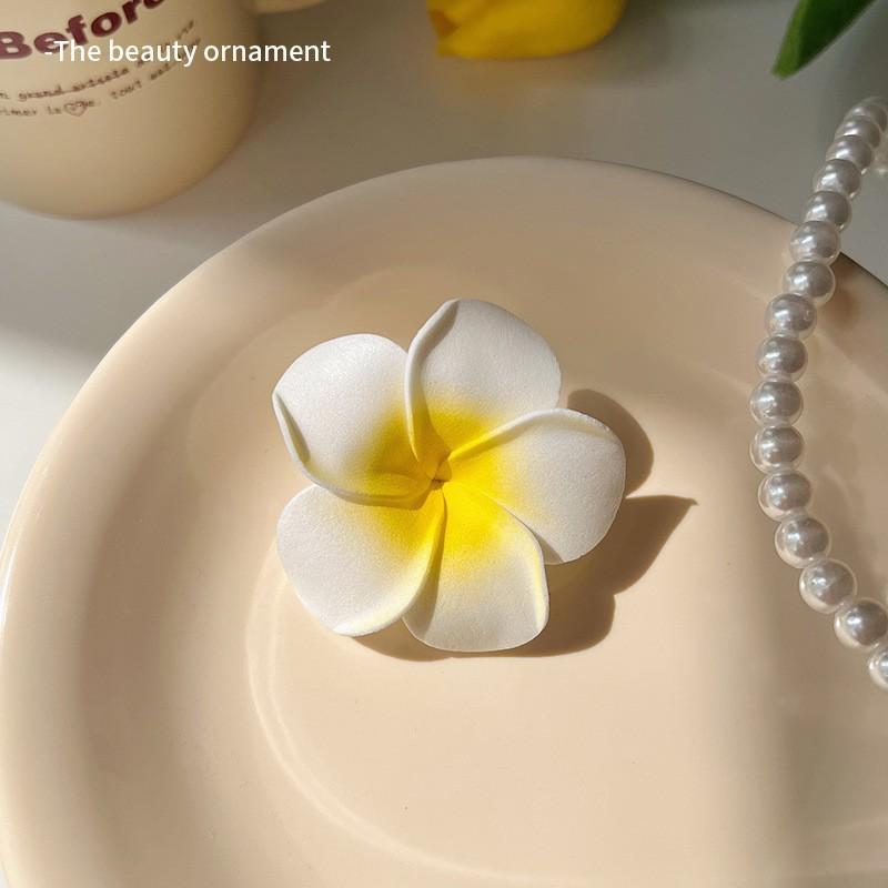 Product Introduction of flower Kembo ja  Simulation plumeria hairpin beach holiday hair side clip flower hairpin hairpin hair accessories jepitan rambut 2