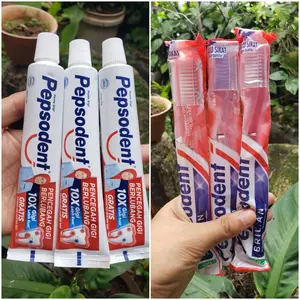 Promo Paket Komplit Pepsodent  72gr 5pcs + Sikat gigi 5pcs dalam Kemasan Memutihkan gigi