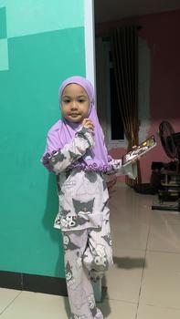Product Review of Secilla Hijab Curly Anak Usia 0-9 Tahun from M**w 0