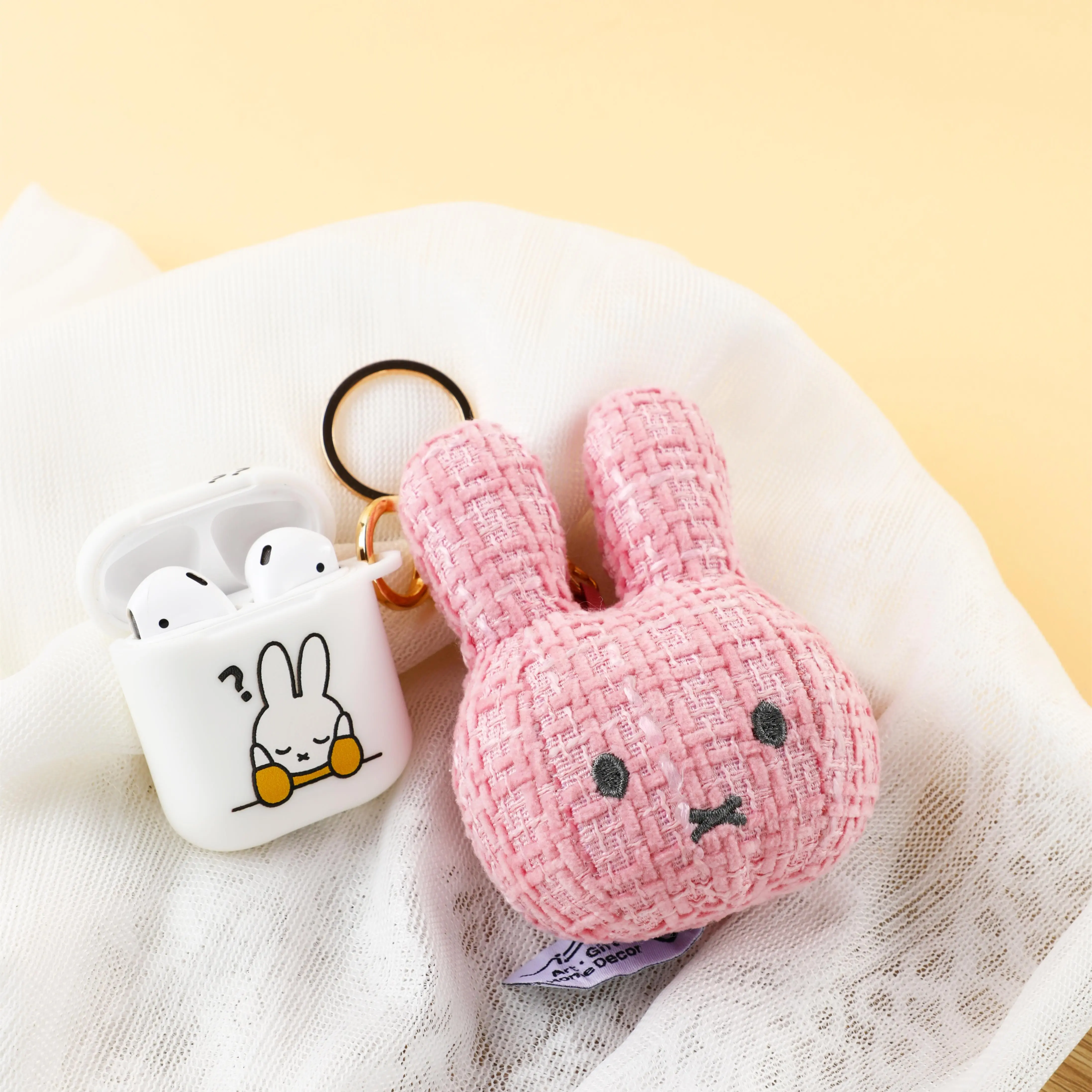 VIPO Miffy Head Plush Keychain Pink 10cm. Authentic and Licensed Miffy Keychain Plush