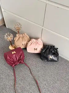 NEW BUTTERFLY - TAS SELEMPANG WANITA