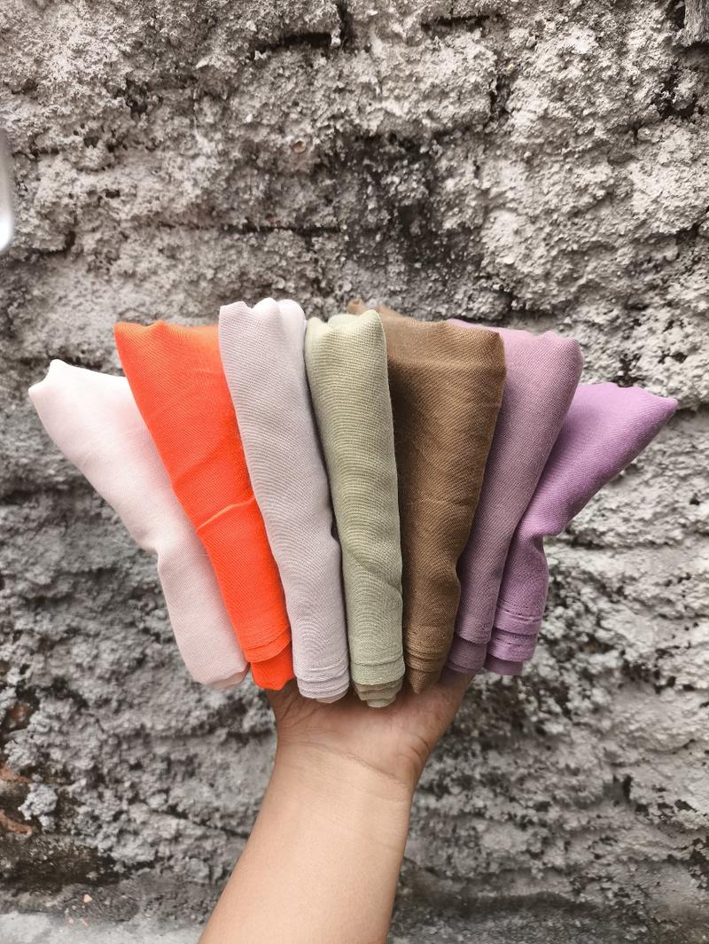 Product Introduction of HIJAB SEGI EMPAT PARIS JADUL Brand Varisha | Red Rose | All Merk 2
