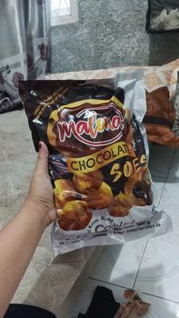 Product Review of COD Soes Coklat Cokelat/strawberry/ 500g/1kg /Update kemasan terbaru / merek baru/Malona/ mix rasa/halal Kue Sus Kering Isi soes coklat lumer 1 kgr Enak Murah （Cemilan keluarga, cocok untuk dewasa dan anak-anak） Chocolate Food Makanan Snack Manis from a**i 3