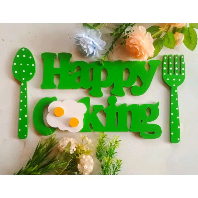 Happy Cooking Telor Dekorasi Dapur dengan Sendok Garpu dan Telur Lucu dan Estetik