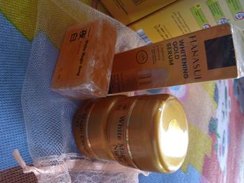 Product Review of Paket cream white magic plus serum gold hanasui 4 in 1 Perawatan Wajah Pelembab Pencerah Mencerahkan Hitam Komedo from R**h 0