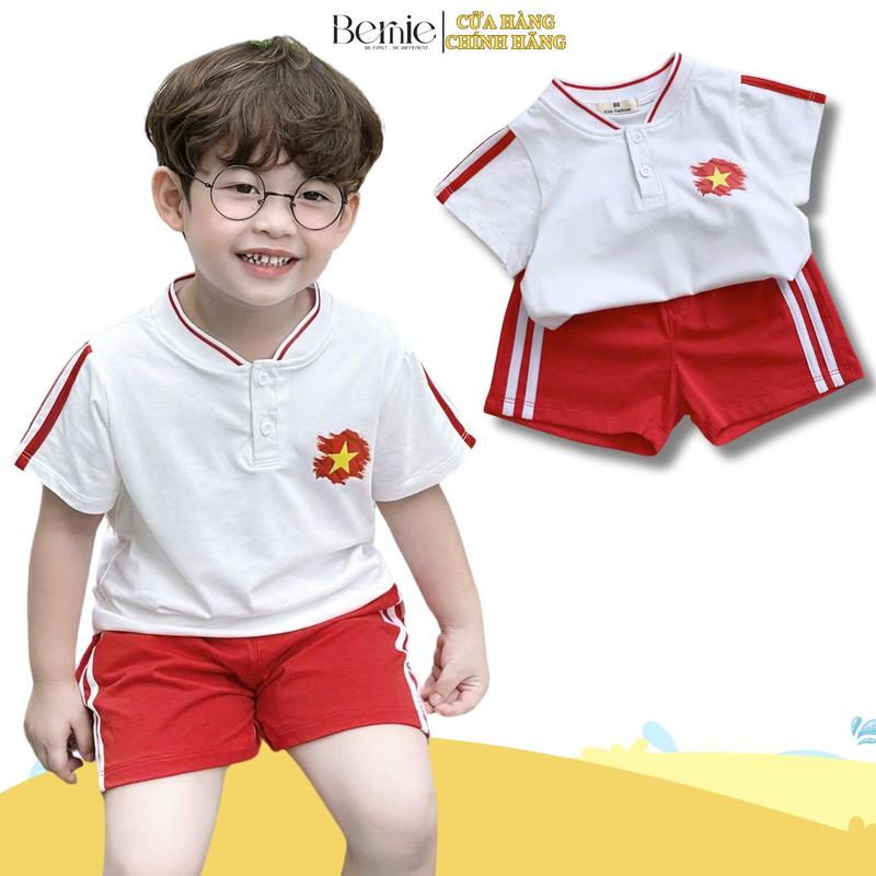 Bộ cộc tay màu đỏ cho bé trai họa tiết sao vàng kèm quần short size từ 1 đến 7 tuổi BERNIE H0425B54