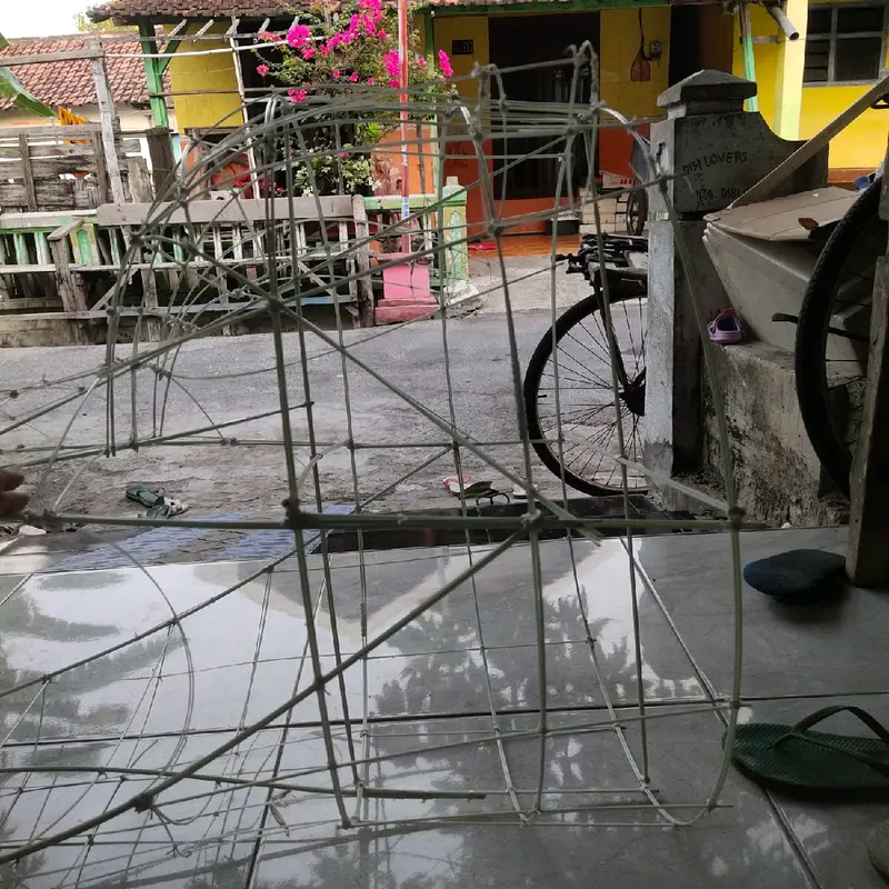 Layangan kerangka kepala naga 7