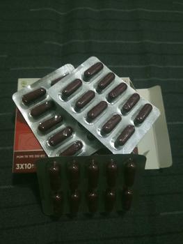 Product Review of Suplemen Kecantikan Astaxani Nutraglow - Natural Astaxanthin 10 mg - Nutrisi Alami Mencerahkan Memudarkan Flek Hitam Mencegah Penuaan Dini Pada Kulit [BPOM & HALAL] from K**k Y**i 1