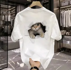 (COD)Kaos Putih/Hitam dengan Desain Unik "Kucing Mengintip dari Lubang" di Dada & Punggung, Gambar Kucing Lucu dengan Efek Robekan 3D yang Eye-Catching Cocok untuk Gaya Kasual yang Simpel tapi Penuh Karakter dan Menarik Perhatian