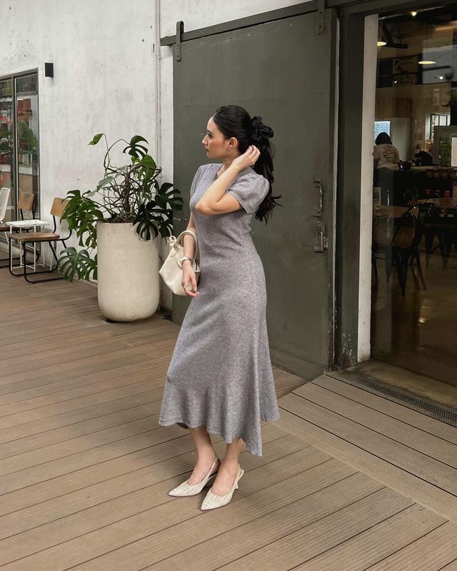 CASSCA - Bora Dress | Knit Wanita Simpel Elegan Korea 2025 7