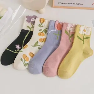 KK253 Kaos Kaki Panjang Wanita Colorful Flower Casual Women Socks