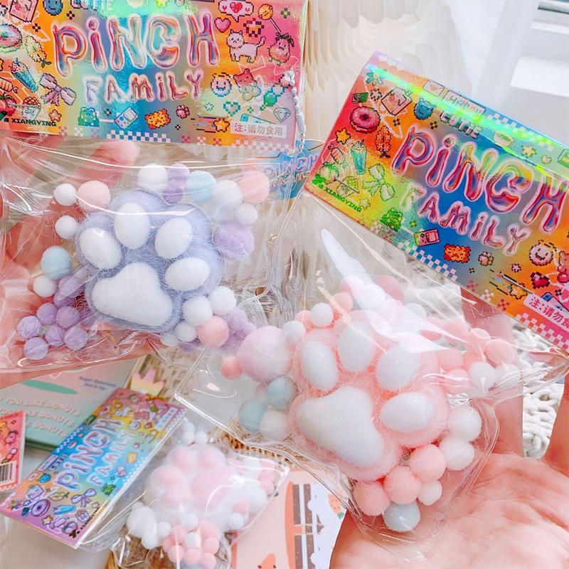Product Introduction of 【UBaby】Mainan Anak-anak Taba Squishy Pinch Paw Squeeze Lembut Kucing Pereda Stres Lembut Toys 0