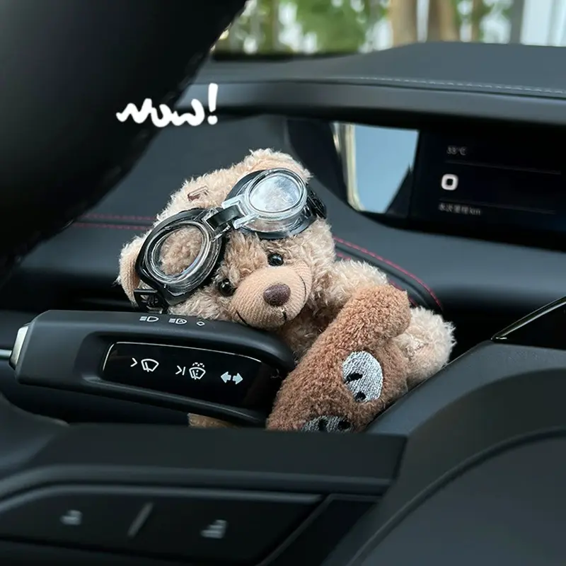 Bear car accessories to accompany the driving time