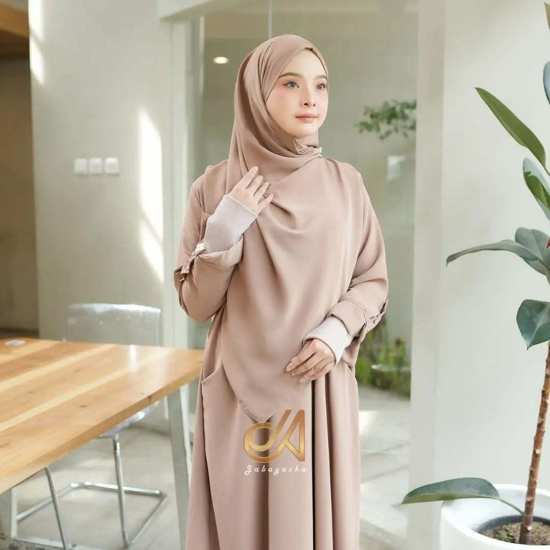 Jabayaska - Hameeda Abaya Set Pasmina Bandana Anti UV Gamis Hitam Umroh Dress Simple Tangan Kancing Dengan Manset Tangan Knit Lembut