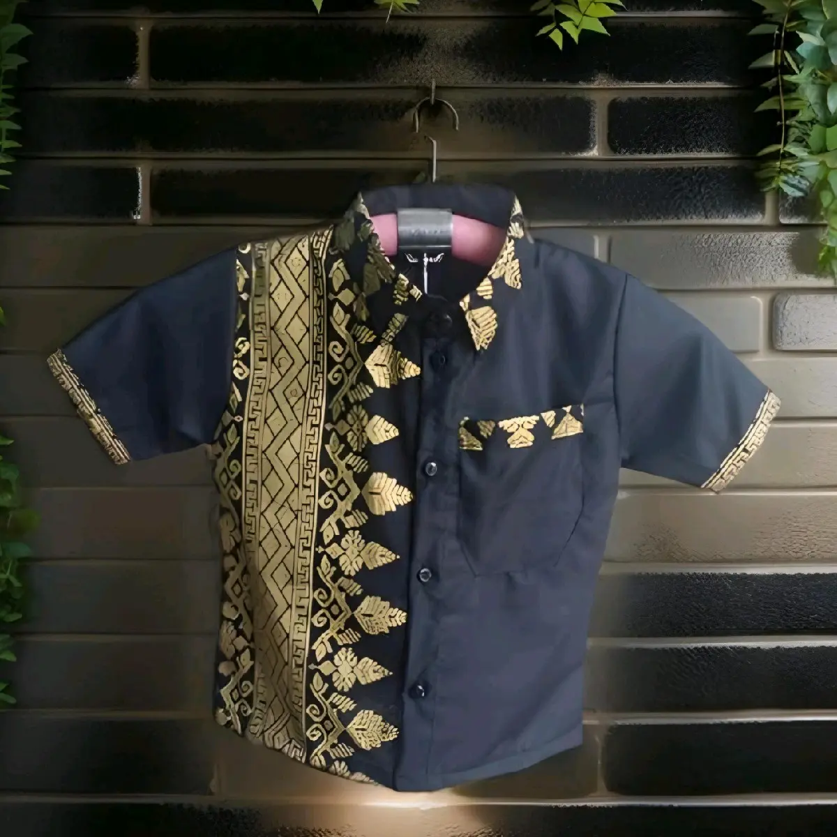 KOKO ANAK HEM BATIK ANAK KOMBINASI TOYOBO HITAM KEMEJA BATIK ANAK LENGAN PENDEK USIA 1-10 TAHUN Hitam Katun Polos Cokelat Baju Muslim