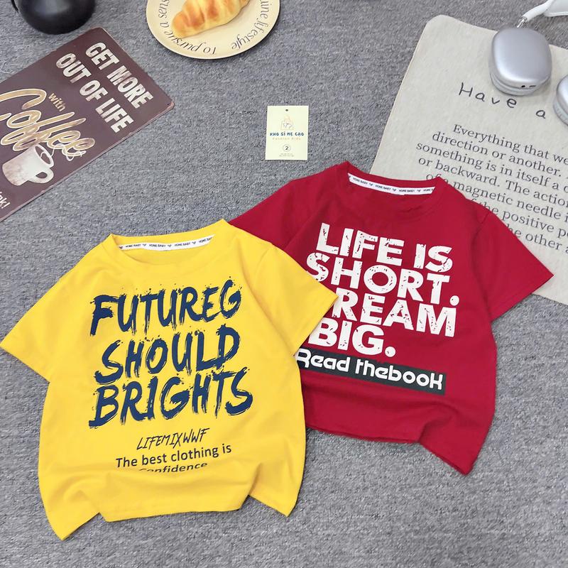  | Xưởng Mẹ Gao |  Mẫu mới 2026  Áo thun cộc tay cho bé họa tiết in chữ to nổi bật,tôn da,hàn quốc. Áo ngắn tay phong cách dễ thương ,hàn quốc cho bé,phối quần Jean đẹp 