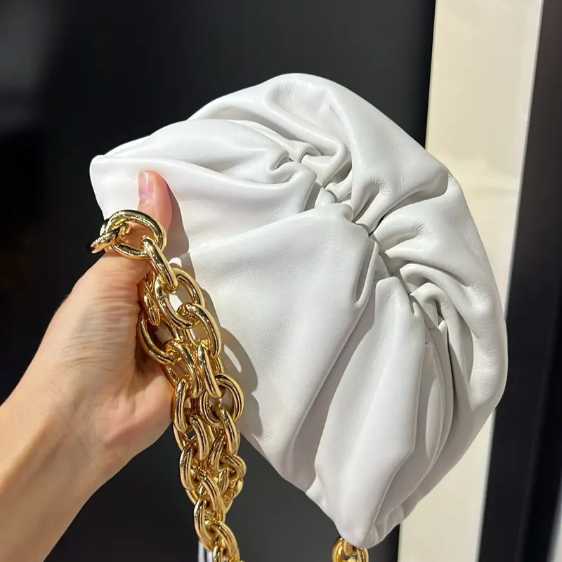 (Preloved) (Variant) BV mini pouch Brand New with dust bag