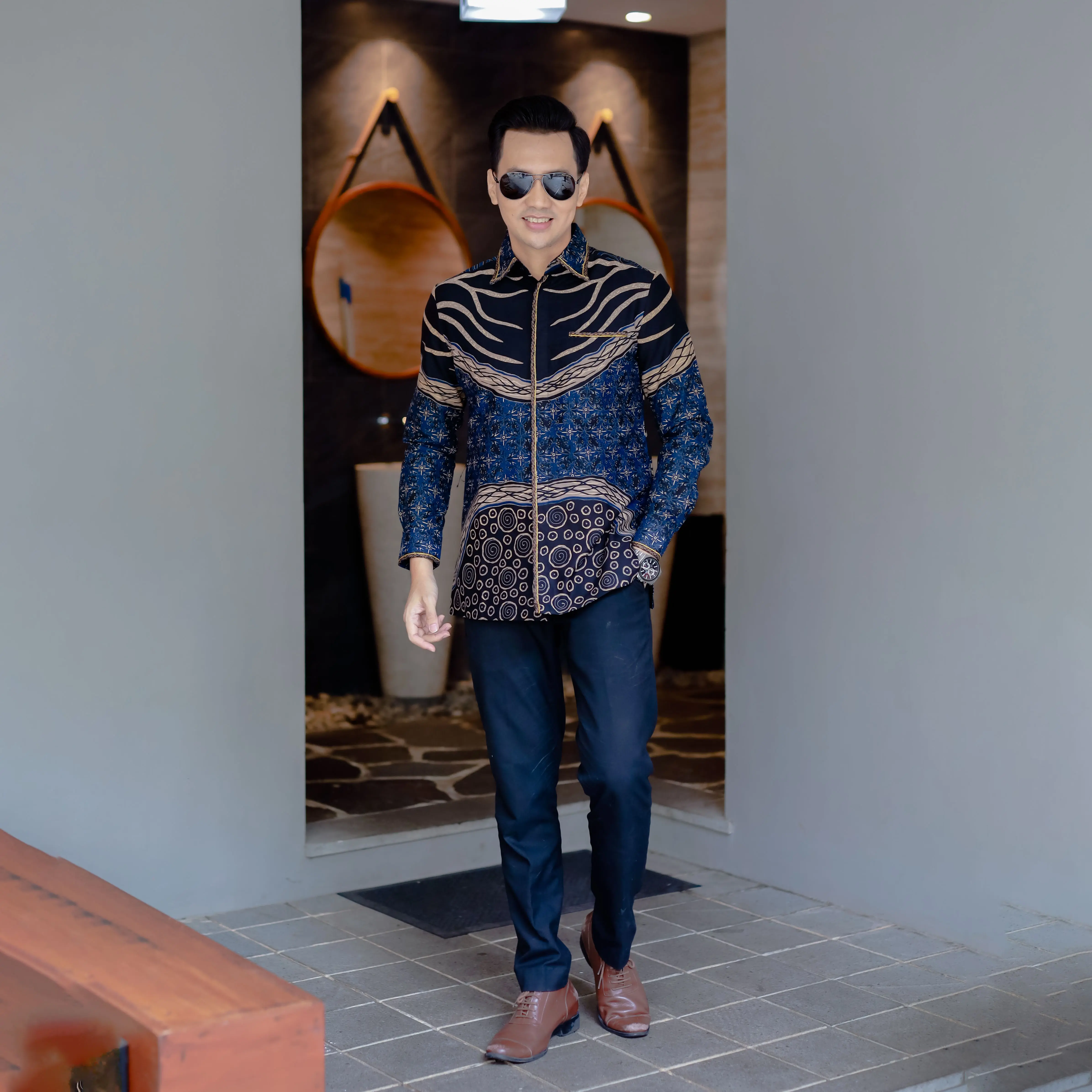 Batik Pria Hem Smock Bordir A763 Lengan Panjang Reguler Fit