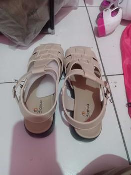 Product Review of Le Bianca ALY 21-0900 Sepatu Sendal Wanita Flat Sandal Army from D**i R**i 1