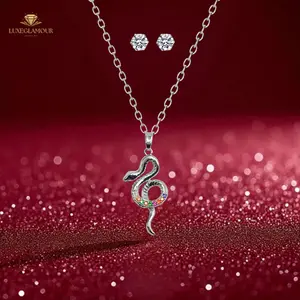 Luxeglamour - Set Kalung Dan Anting Titanium Silver Serpenta Lux Set Seri Remaja
