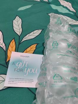 Product Review of WARDAH Crystal Secret Exfoliating Toner with Natural AHA+PHA 125 ml - Toner Untuk Eksfoliasi dengan Extract Edelweiss - Mencerahkan dan Menyamarkan Flek Hitam - Skincare from s**6 2