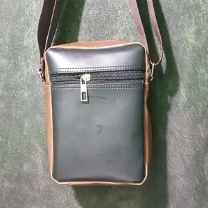 Tas selempang pria wanita