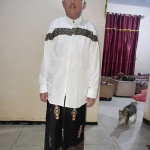 Setelan SARKO Sarung Dan Koko Lengan Panjang Motif Kobata Qinang Sarung Motif Sarang Tawon
